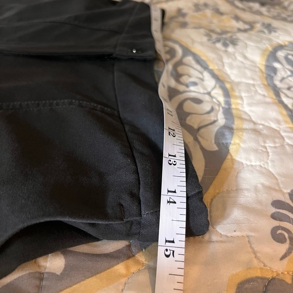 Lululemon Light Utilitech High Rise Cargo Utility Pants Joggers, Charcoal, 29 - Picture 6 of 16